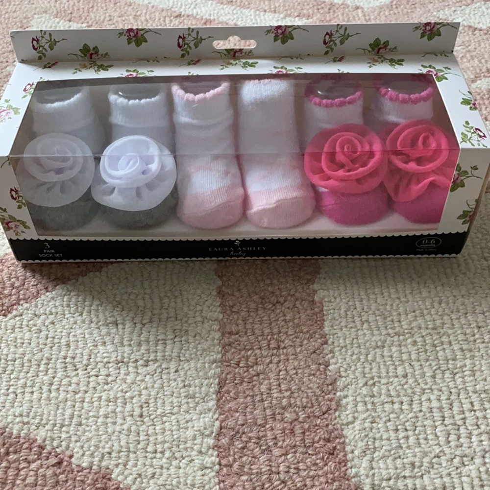 Laura Ashley 3 Pair Baby Girl Sock-Shoes - Picture 1 of 4